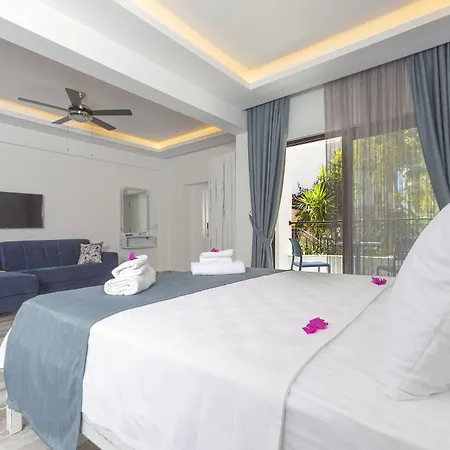 Payam Hotell 4*